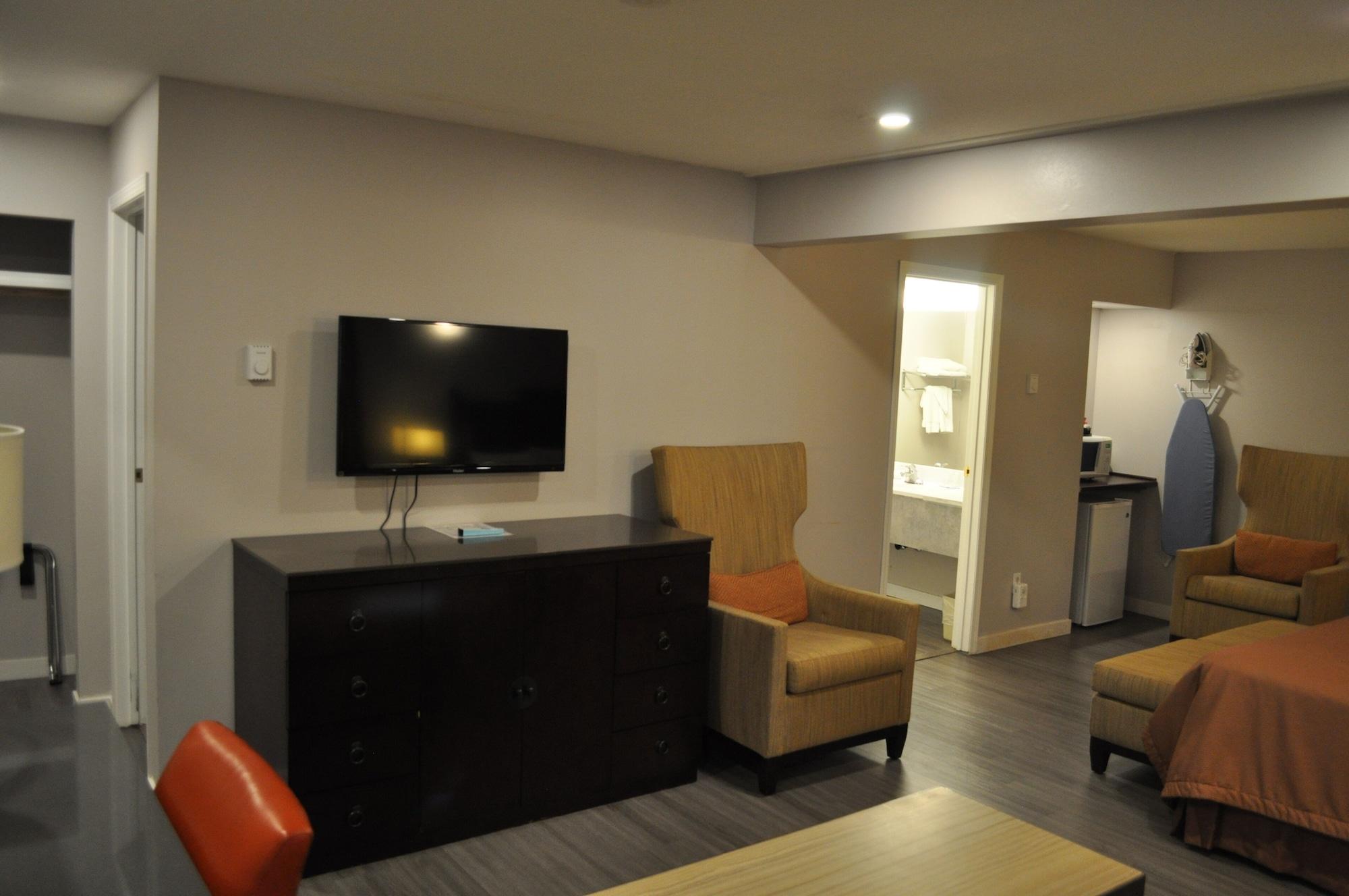 Travelodge By Wyndham Langley Kültér fotó